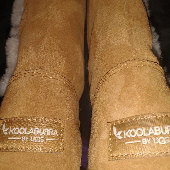 STYLISH AND ATTRACTIVE UGG "KOOLABURRA" KINSLEI BOOTS SIZE 8 - Picture 12 of 15